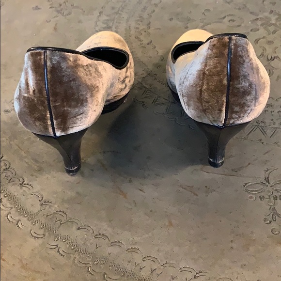 Giorgio Armani Bronze Velvet Heels - Picture 5 of 8